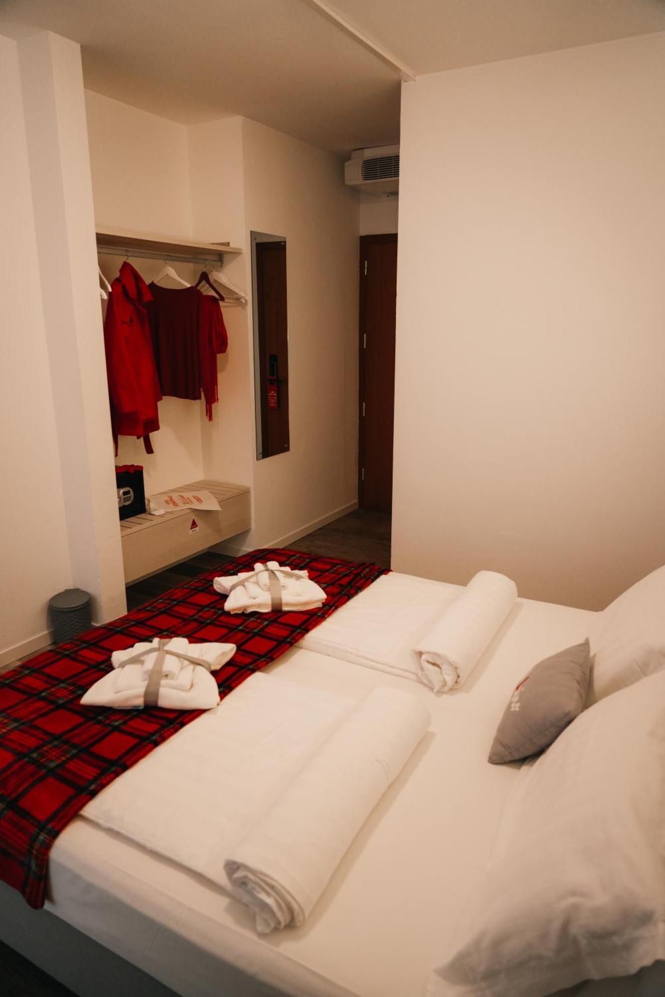Hotel Internazionale Luino Eksteriør billede