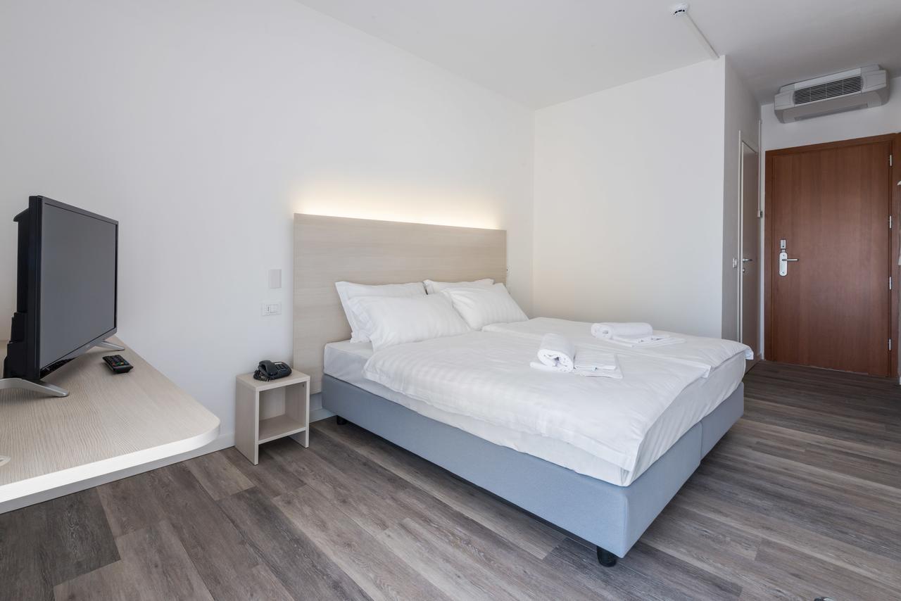 Hotel Internazionale Luino Eksteriør billede