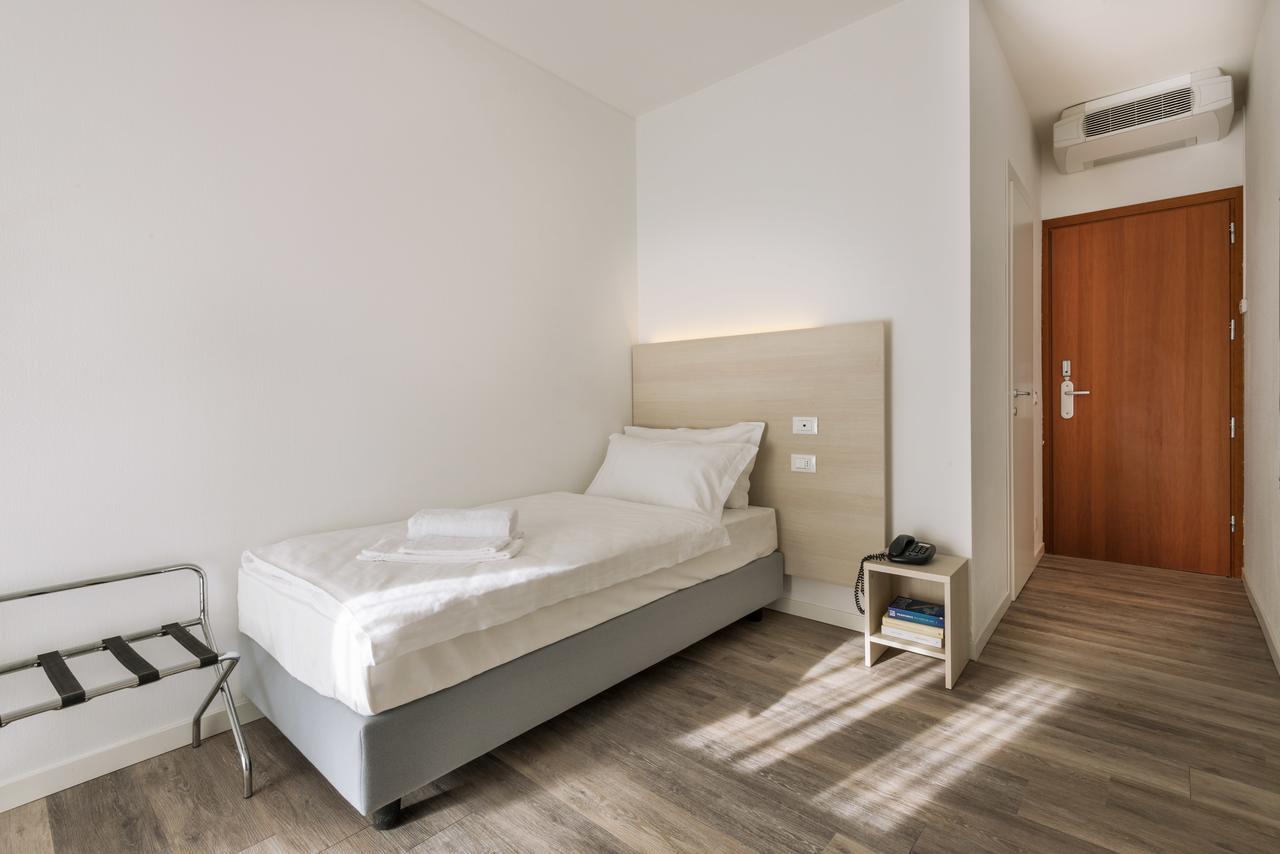 Hotel Internazionale Luino Eksteriør billede