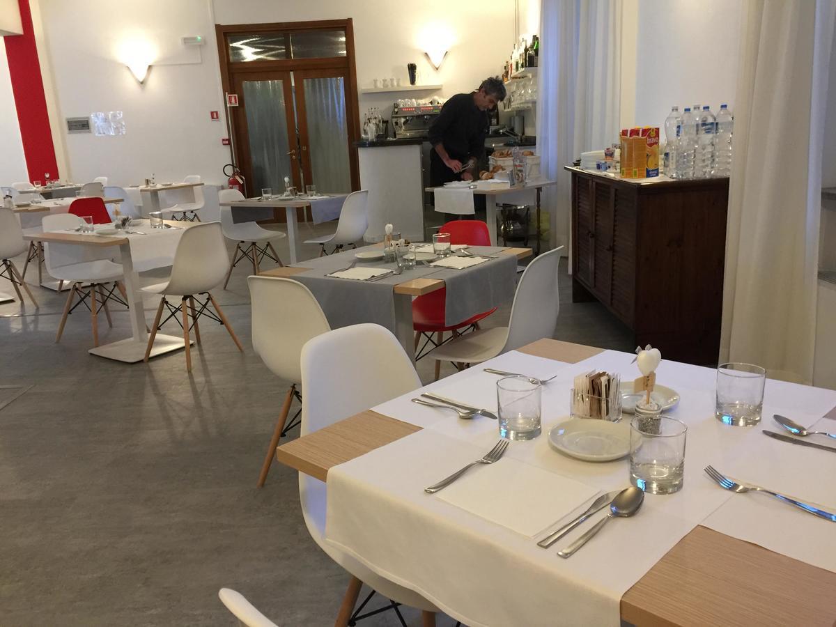 Hotel Internazionale Luino Eksteriør billede
